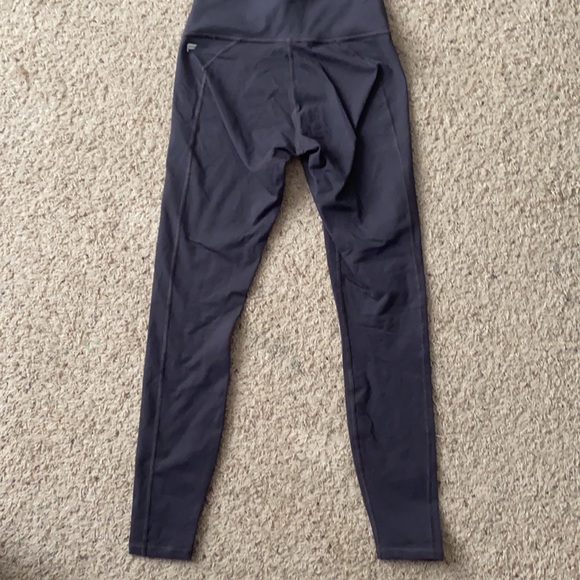 Gray Fabletics Leggings - Picture 2 of 3